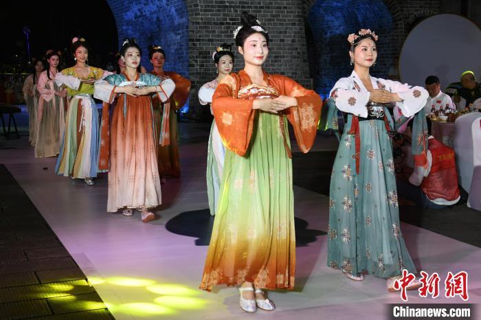 宝运莱手机登录页面